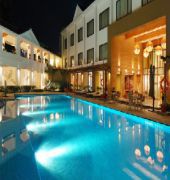 Club Mahindra Kensville Golf Resort Ahmedabad Exterior foto